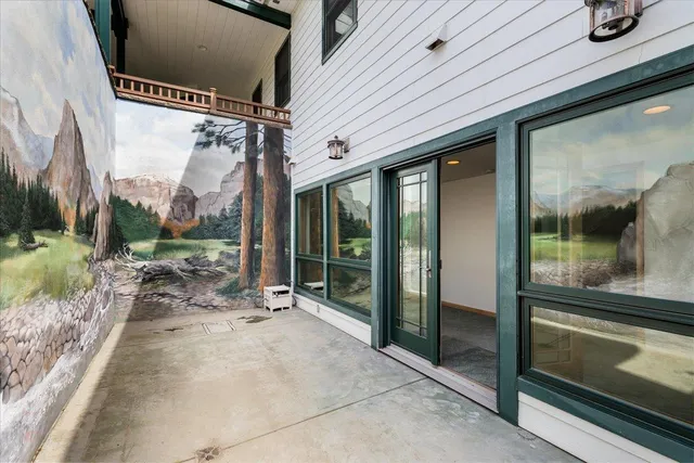 $2,395,000 | 25926 South Austin Road, Ripon, CA 95366