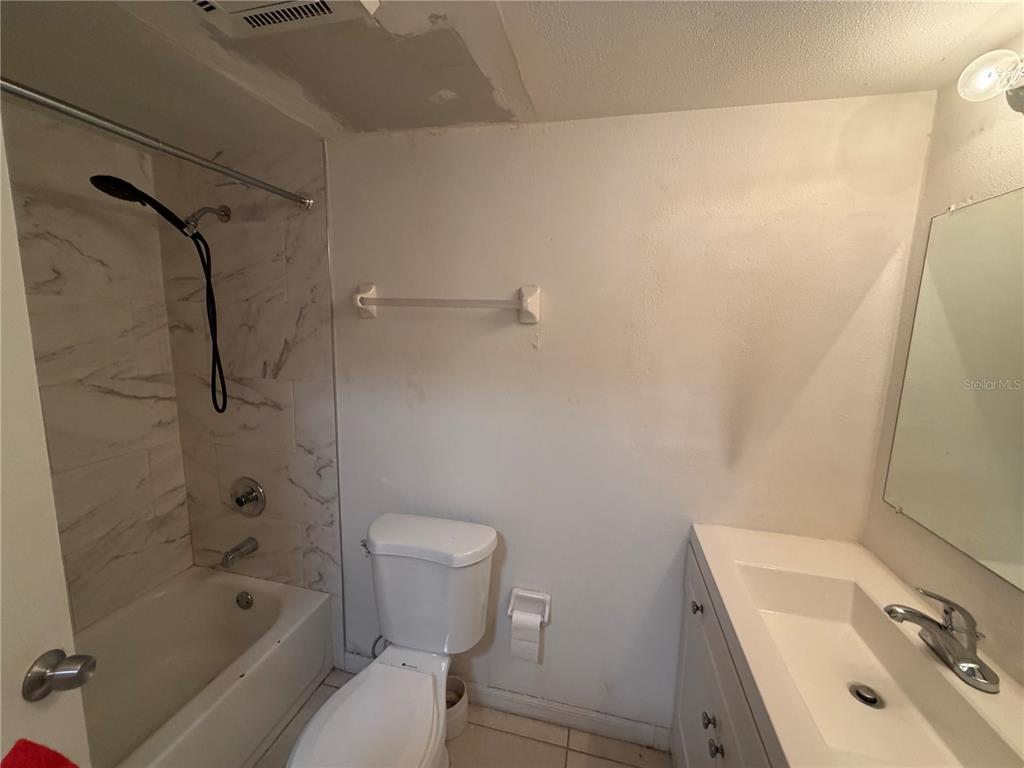 7513 Abonado Road, Unit 7513 Tampa, FL 33615 - Photo 3 of 10
