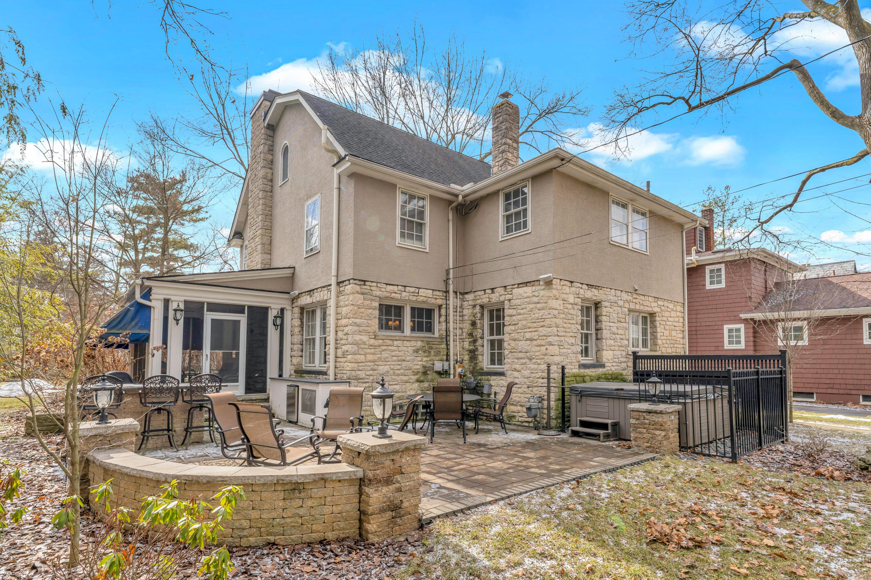 2434 Bryden Road Bexley, OH 43209 - Photo 41 of 50 DSC00184-2
