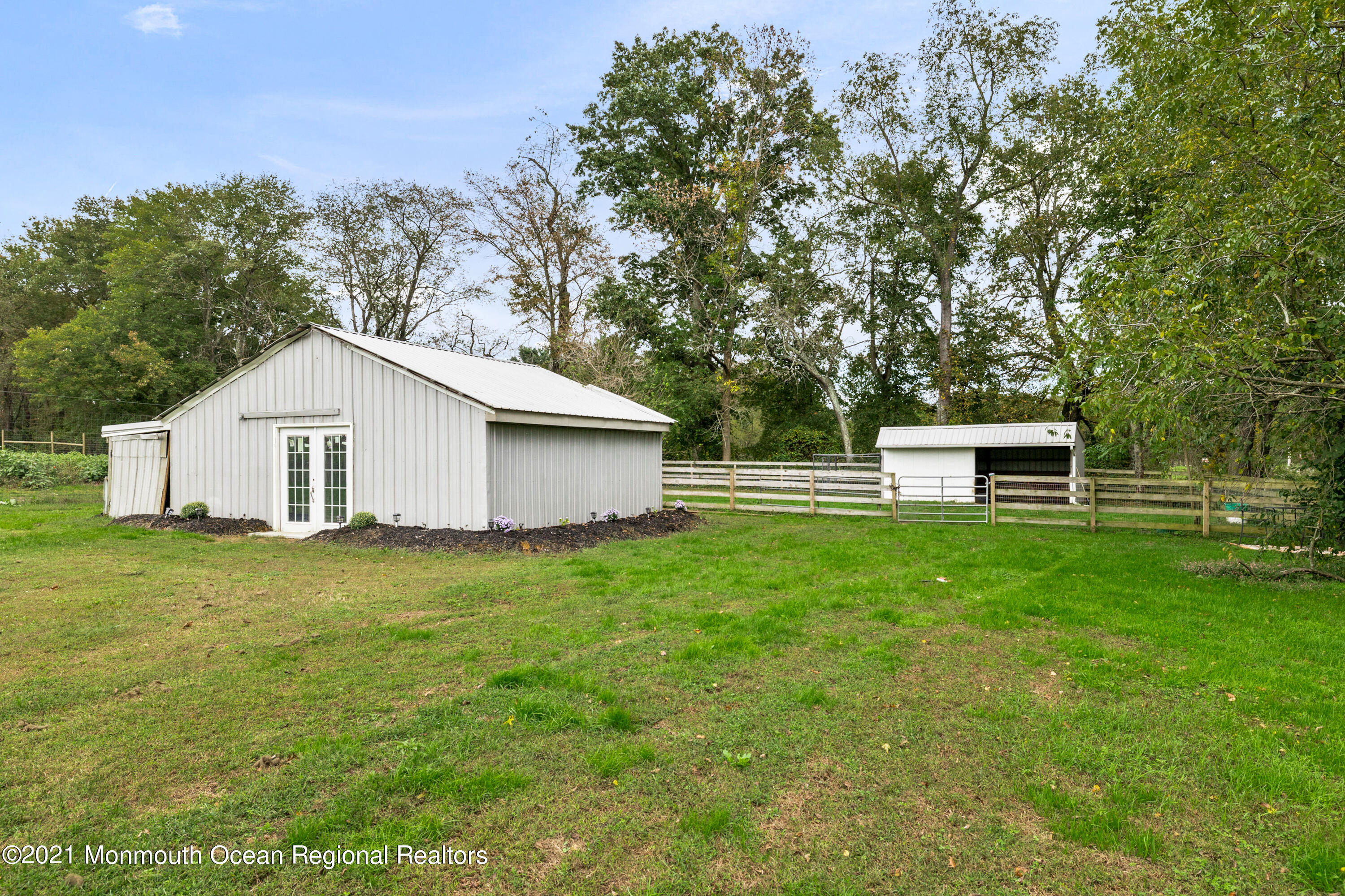 296 Trenton Lakewood Road Cream Ridge, NJ 08514 - Photo 26 of 35 a house view with garden space
