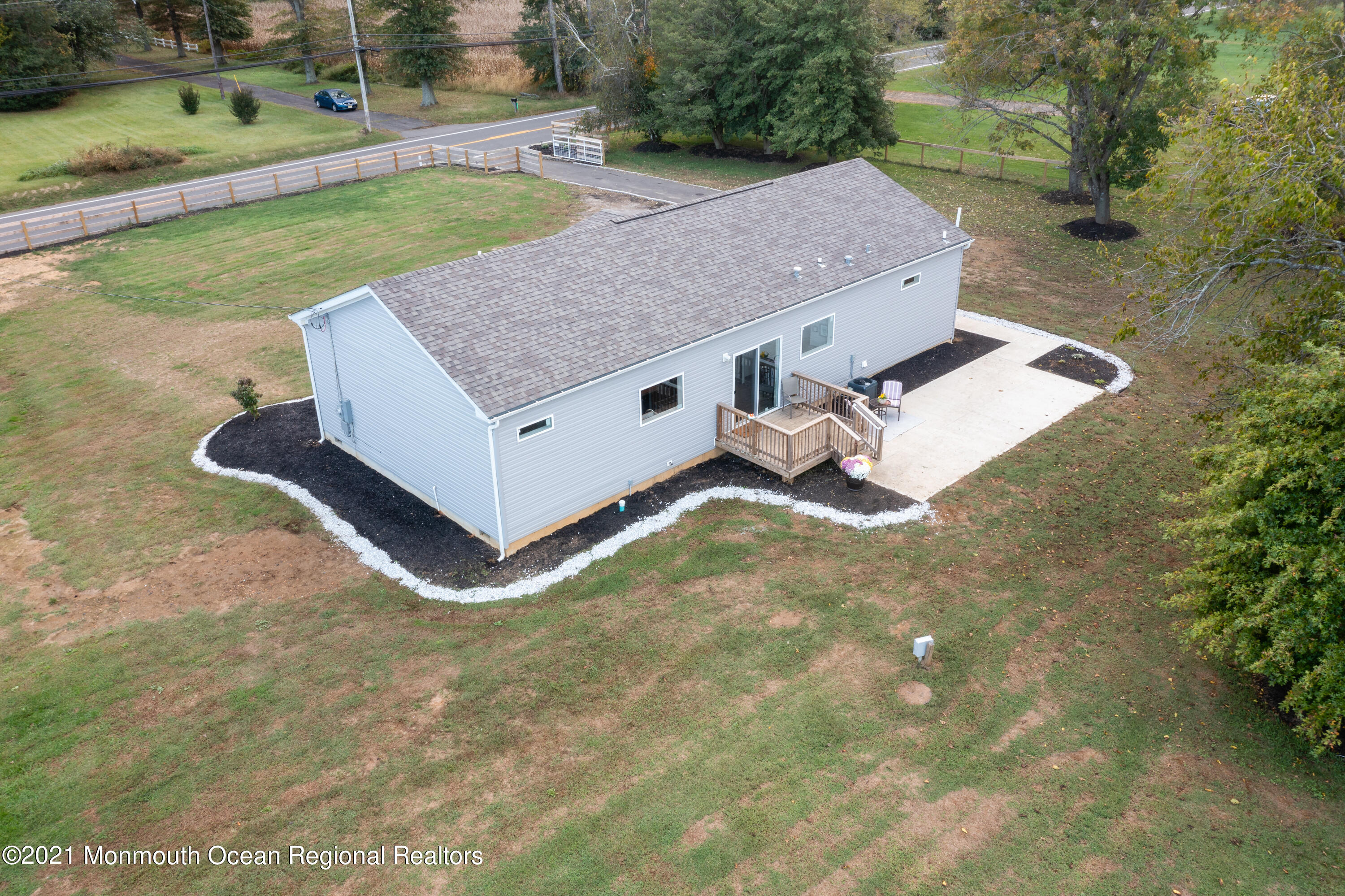 296 Trenton Lakewood Road Cream Ridge, NJ 08514 - Photo 33 of 35 an aerial view of a house having yard