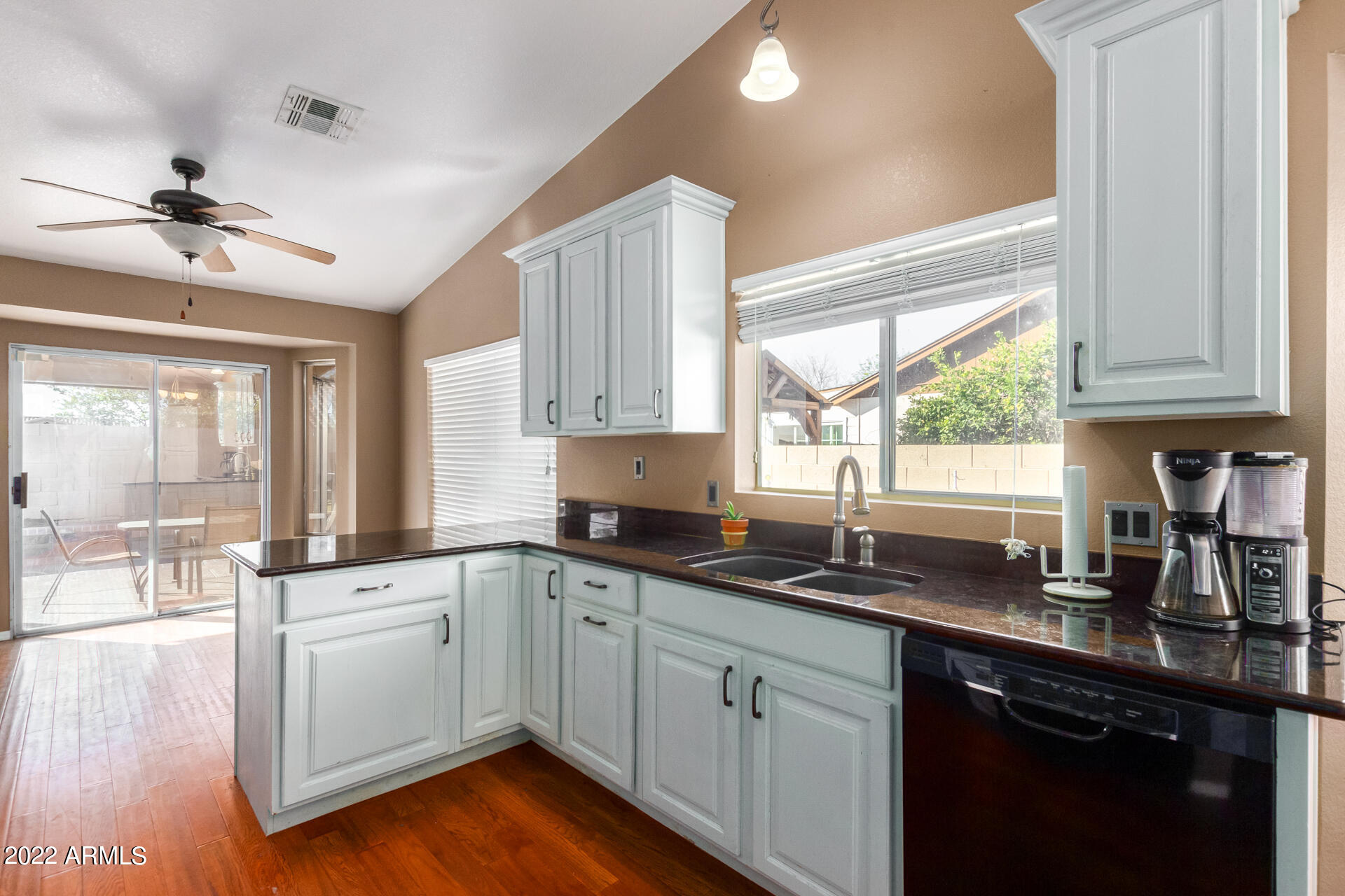 620 South Riata Street Gilbert, AZ 85296 - Photo 8 of 19 14- Riata