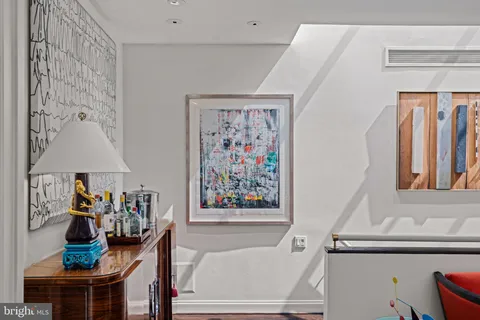 $1,999,000 | 1606 Pine Street, Philadelphia, PA 19103