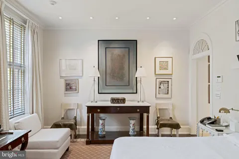 $1,999,000 | 1606 Pine Street, Philadelphia, PA 19103