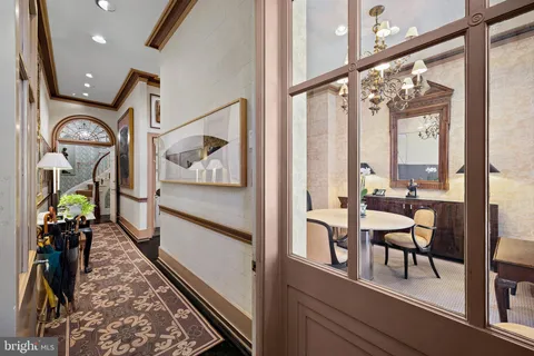 $1,999,000 | 1606 Pine Street, Philadelphia, PA 19103