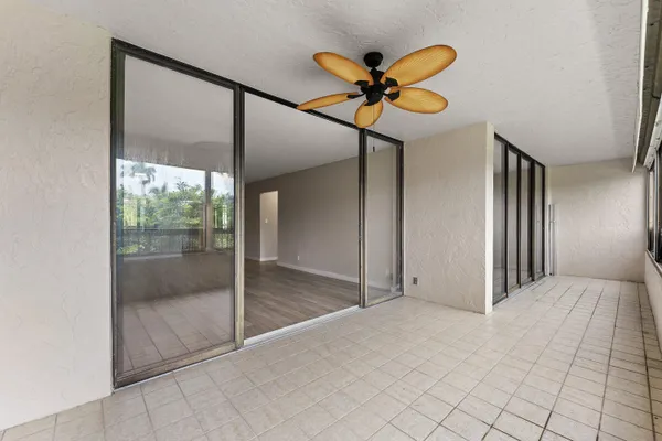 $239,000 | 6420 Boca Del Mar Drive, Unit 207, Boca Raton, FL 33433