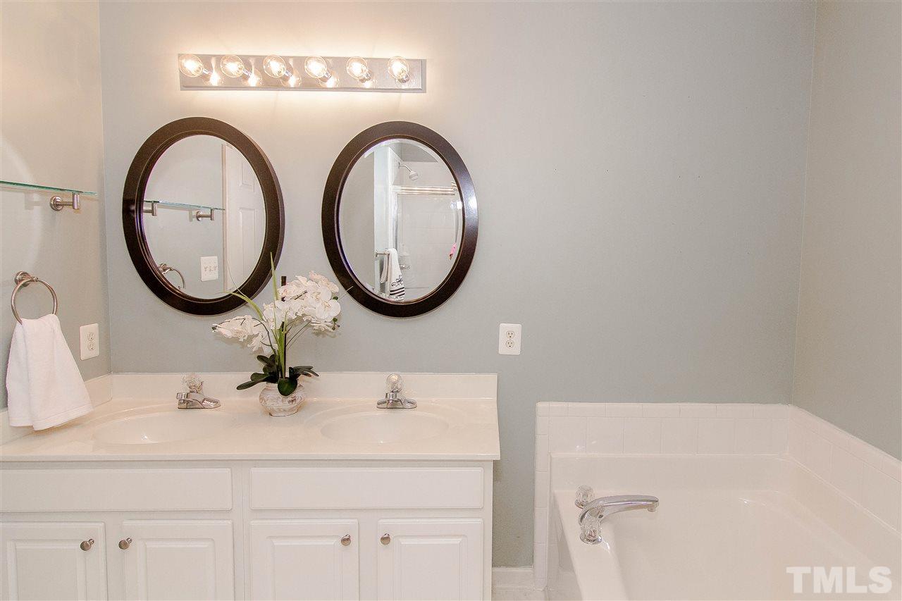 1105 Lake Moraine Place Raleigh, NC 27607 - Photo 11 of 24