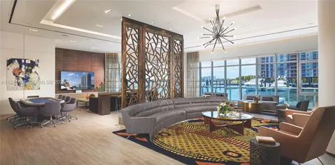 $2,140,000 | 17301 Biscayne Boulevard, Unit 2009, North Miami Beach, FL 33160