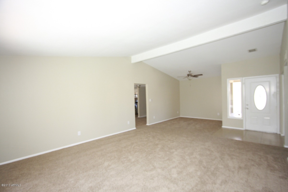 3633 West Wethersfield Road Phoenix, AZ 85029 - Photo 3 of 21 W4
