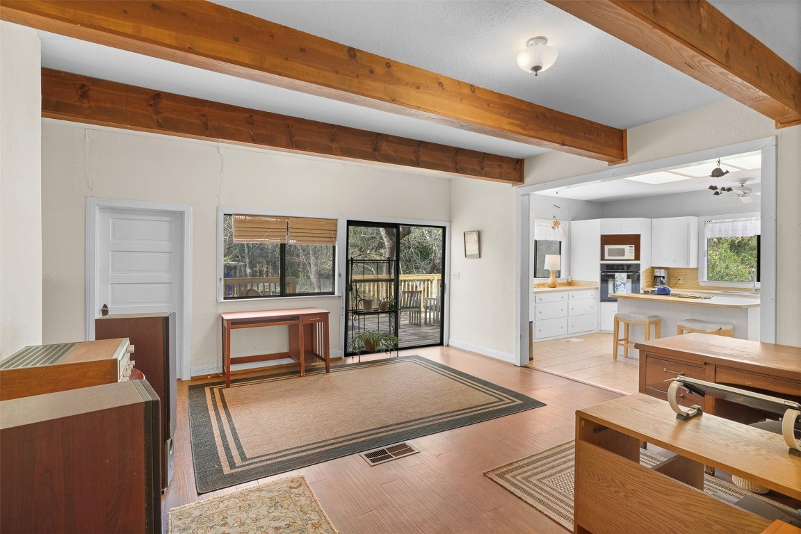 1139 Private Road 7009 Road Lexington, TX 78947 - Photo 12 of 32