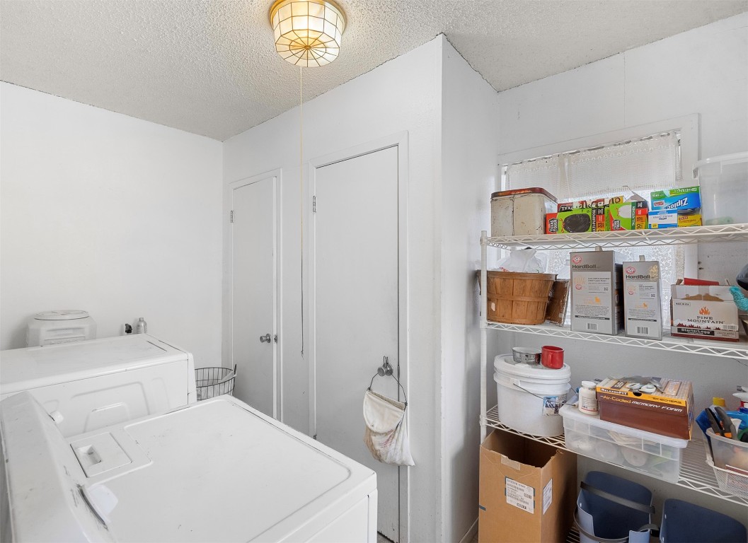 1139 Private Road 7009 Road Lexington, TX 78947 - Photo 17 of 32