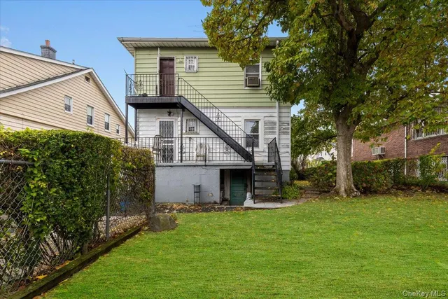 $695,000 | 4534 Hoxie Street | Wakefield