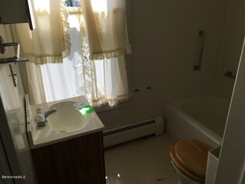 1254 North Hoosac Road Williamstown, MA 01267 - Photo 12 of 16 Bathroom 2