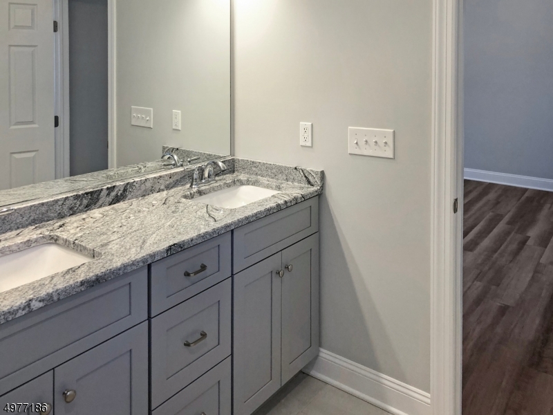 38 Old Shunpike Road, Unit B Randolph, NJ 07869 - Photo 11 of 18