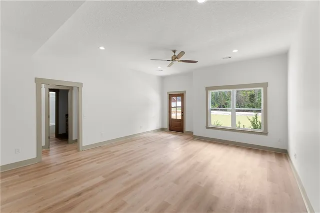 $334,000 | 168 Nature Circle, Jesup, GA 31545