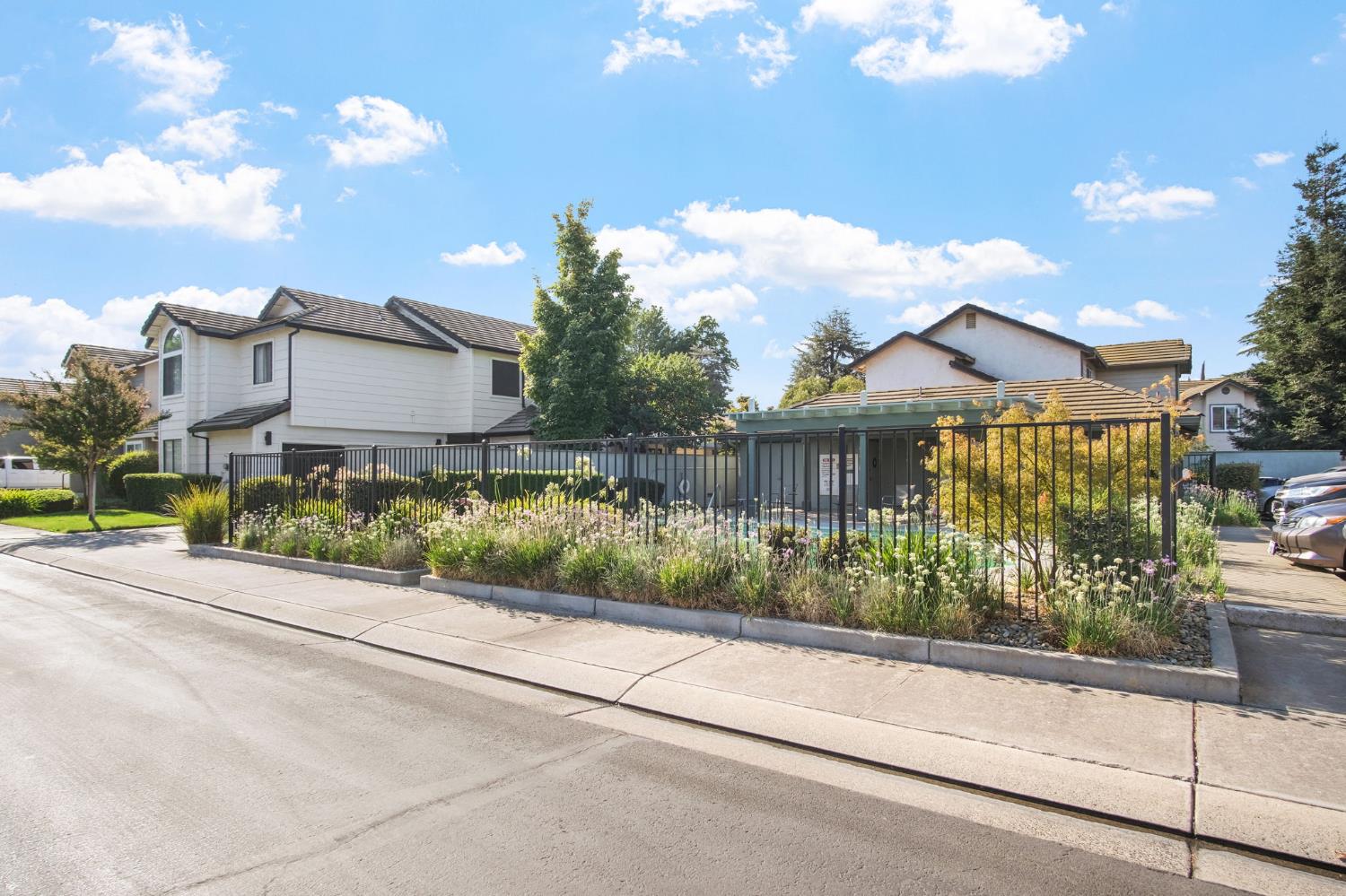 1345 Alex Circle Turlock, CA 95382 - Photo 28 of 35 a front view of a house with a garden
