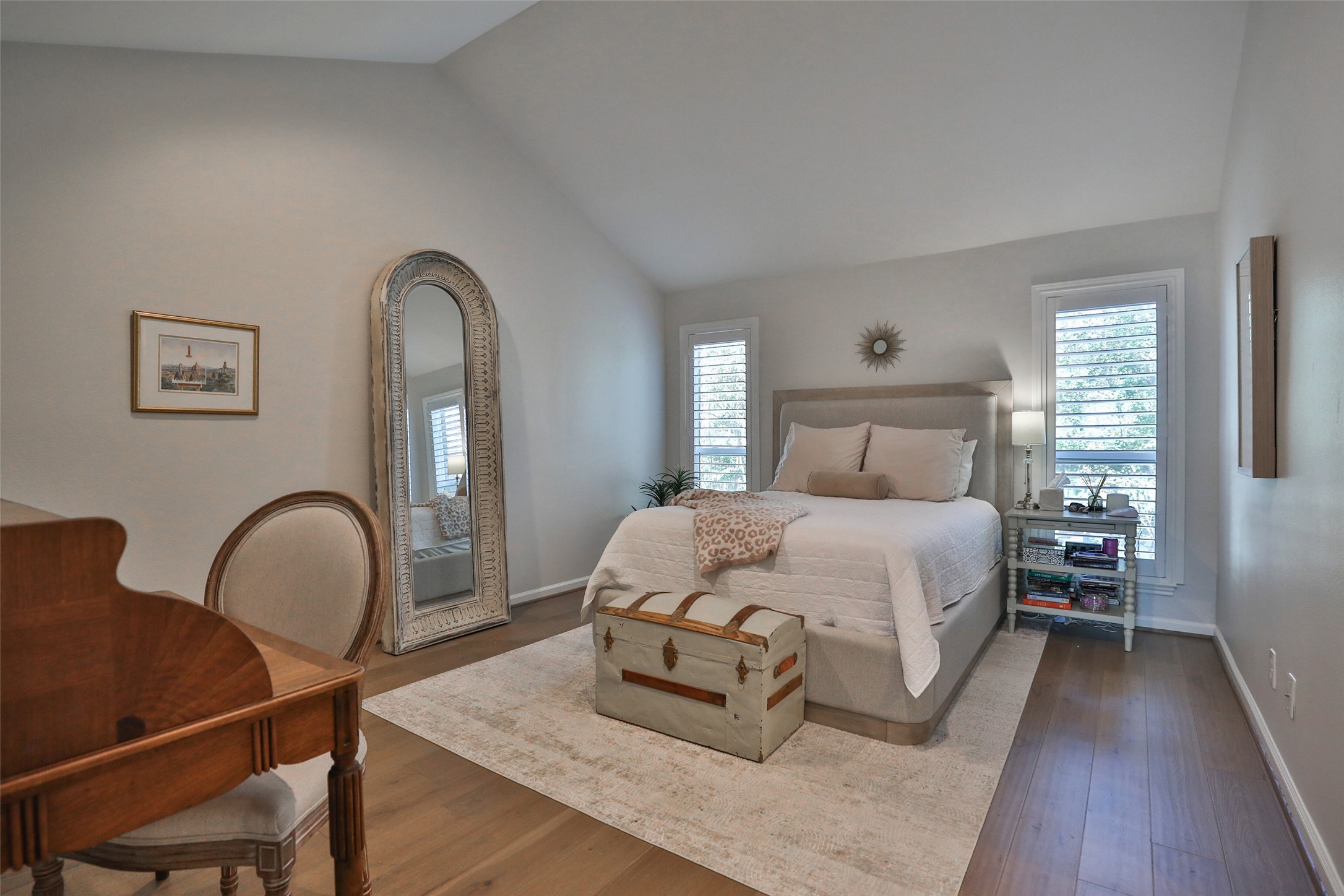 979 Memorial Village Drive, Unit 48 Houston, TX 77024 - Photo 11 of 18 a bedroom with a bed and a large window