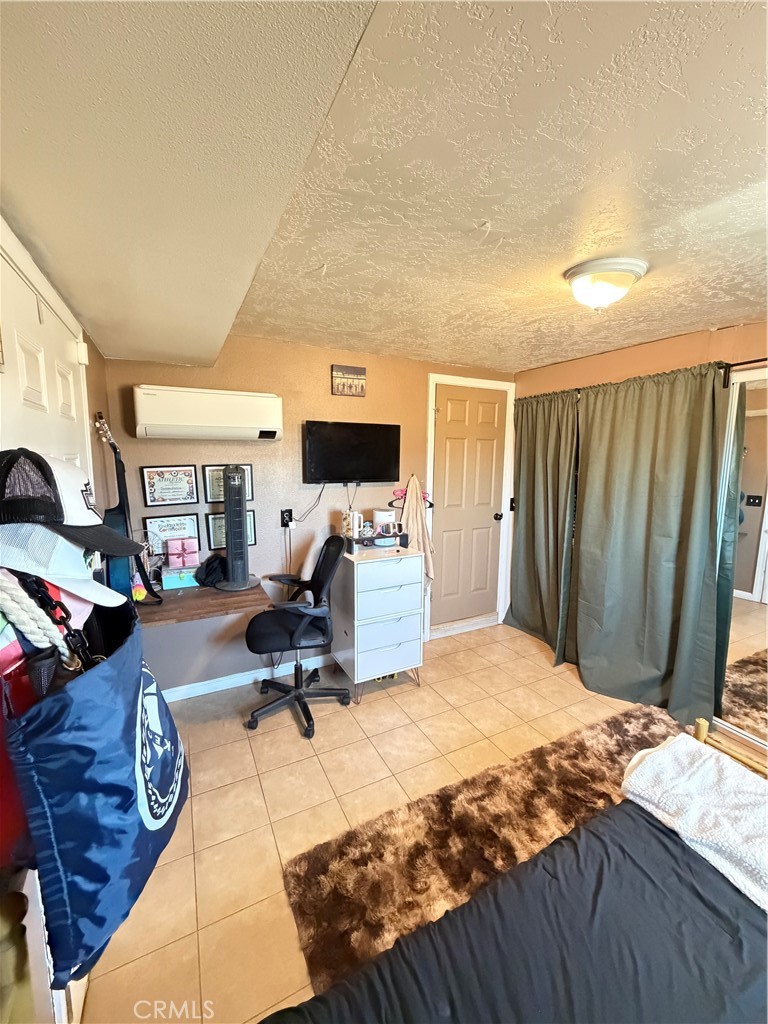10623 4th Hesperia, CA 92345 - Photo 41 of 54