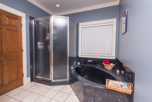 14259 Riverside Drive Foley, AL 36535 - Photo 22 of 25 Guest Bath