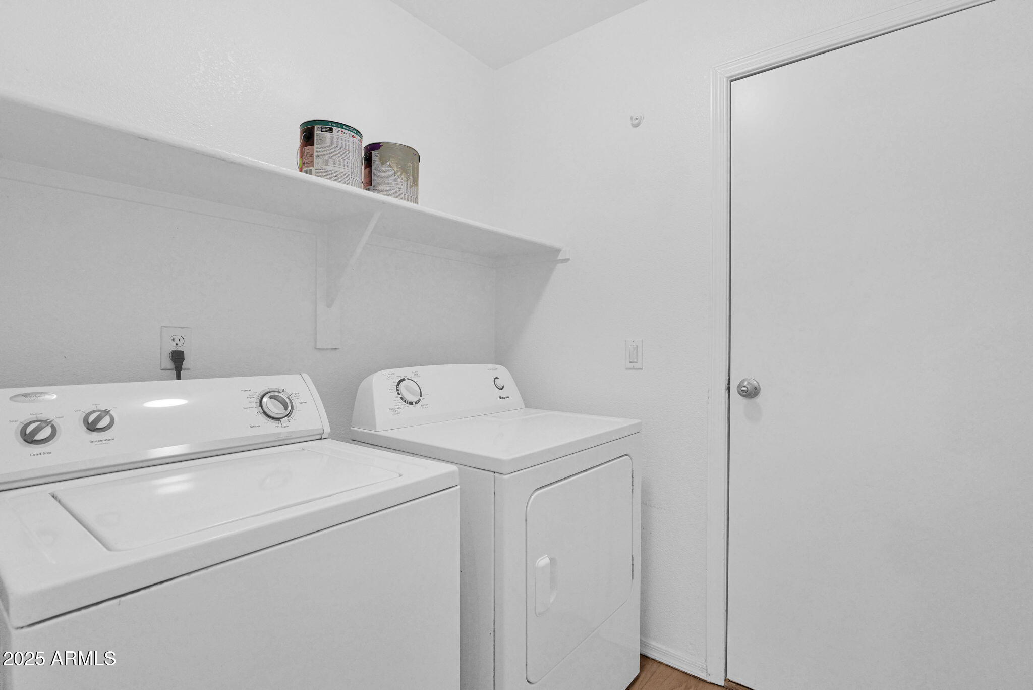 882 East Monterey Street Chandler, AZ 85225 - Photo 25 of 33 a utility room with dryer and washer