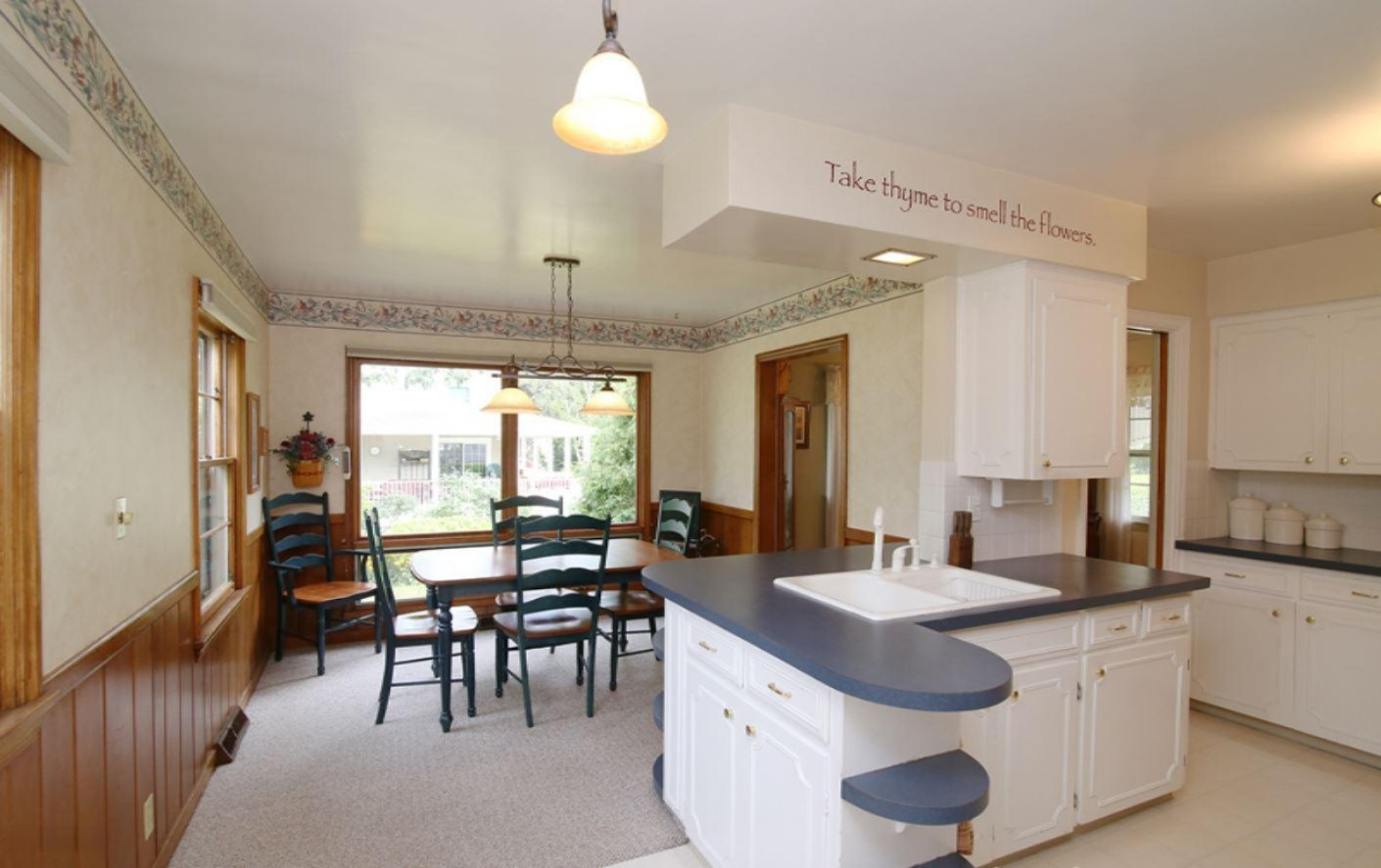 734 Lugers Road Holland, MI 49423 - Photo 5 of 20 5