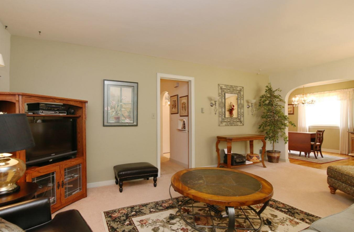 734 Lugers Road Holland, MI 49423 - Photo 8 of 20 8