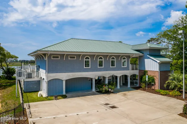 $525,000 | 2283 Dolphin Shores Drive Southwest, Unit 9, Supply, NC 28462