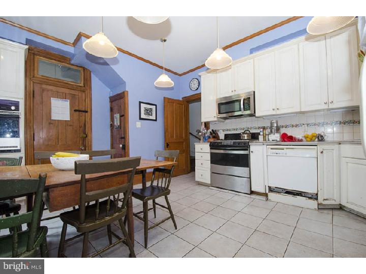 102 Exeter Road Devon, PA 19333 - Photo 16 of 24 Kitchen