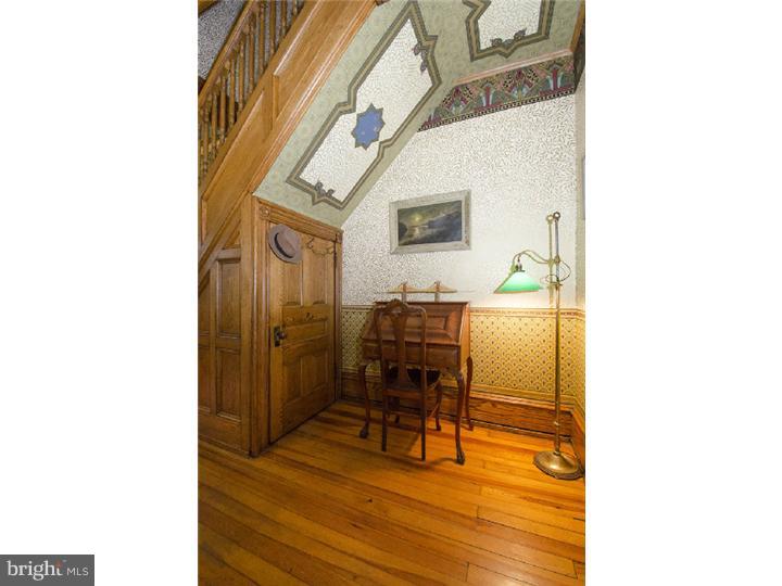 102 Exeter Road Devon, PA 19333 - Photo 8 of 24