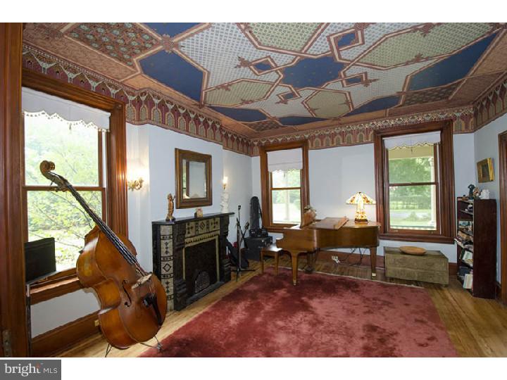 102 Exeter Road Devon, PA 19333 - Photo 9 of 24