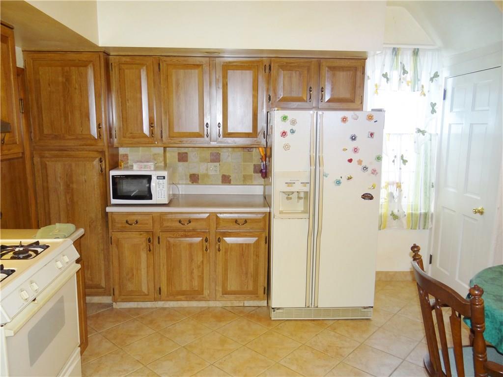 1113 Schang Road Pittsburgh, PA 15236 - Photo 4 of 25 Gallery Image 4
