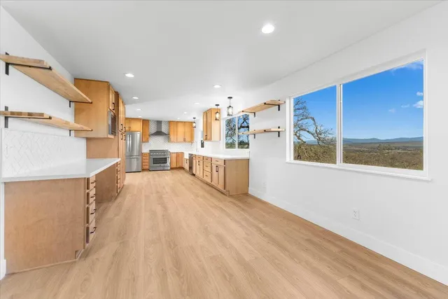 $699,000 | 16105 Julie Lane, Red Bluff, CA 96080