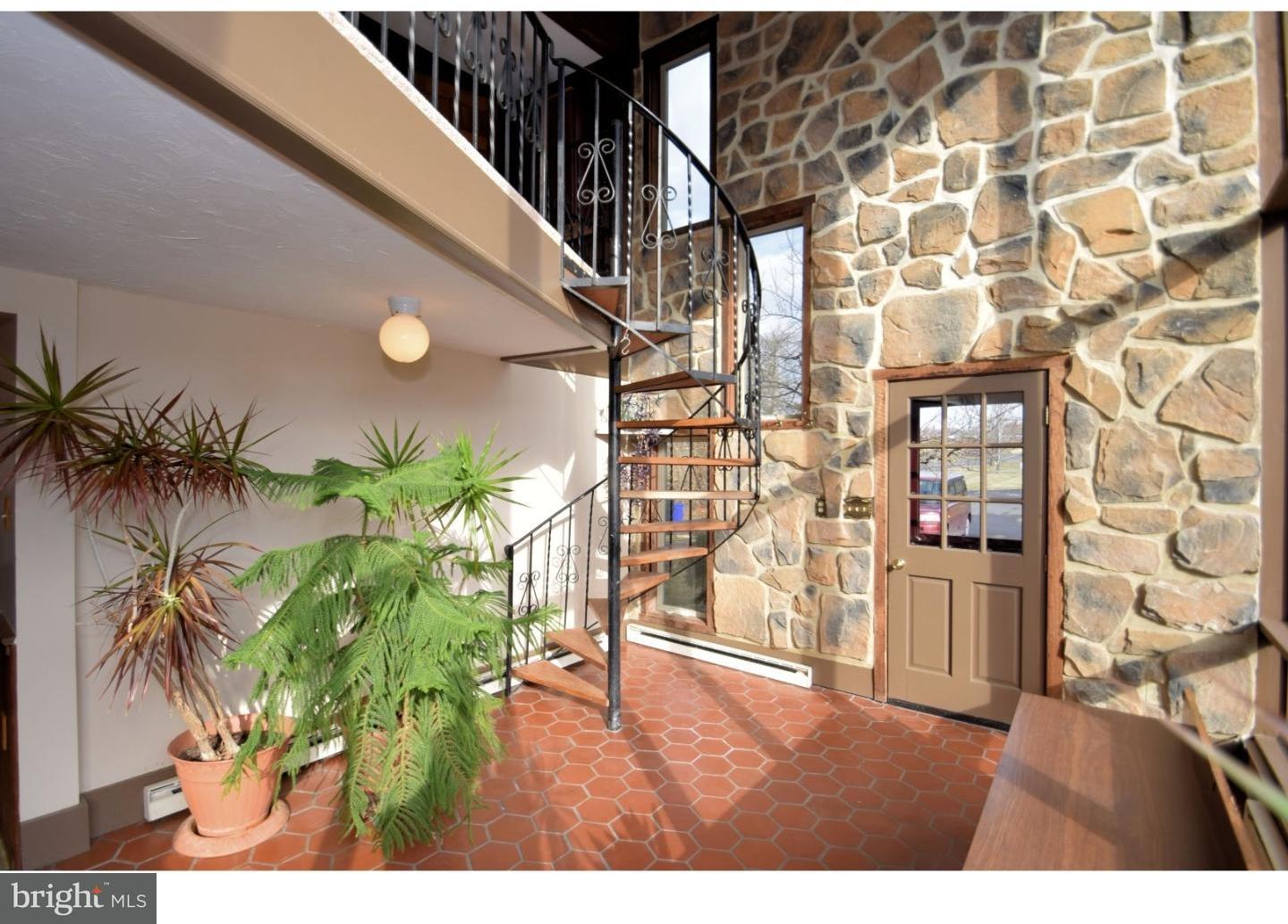 2402 Gramm Road Pennsburg, PA 18073 - Photo 3 of 25 Sun Room