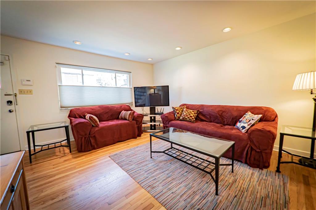 2831 Fernwald Road Pittsburgh, PA 15217 - Photo 3 of 23 Extensive front window allows abundance of sunlight into the room~