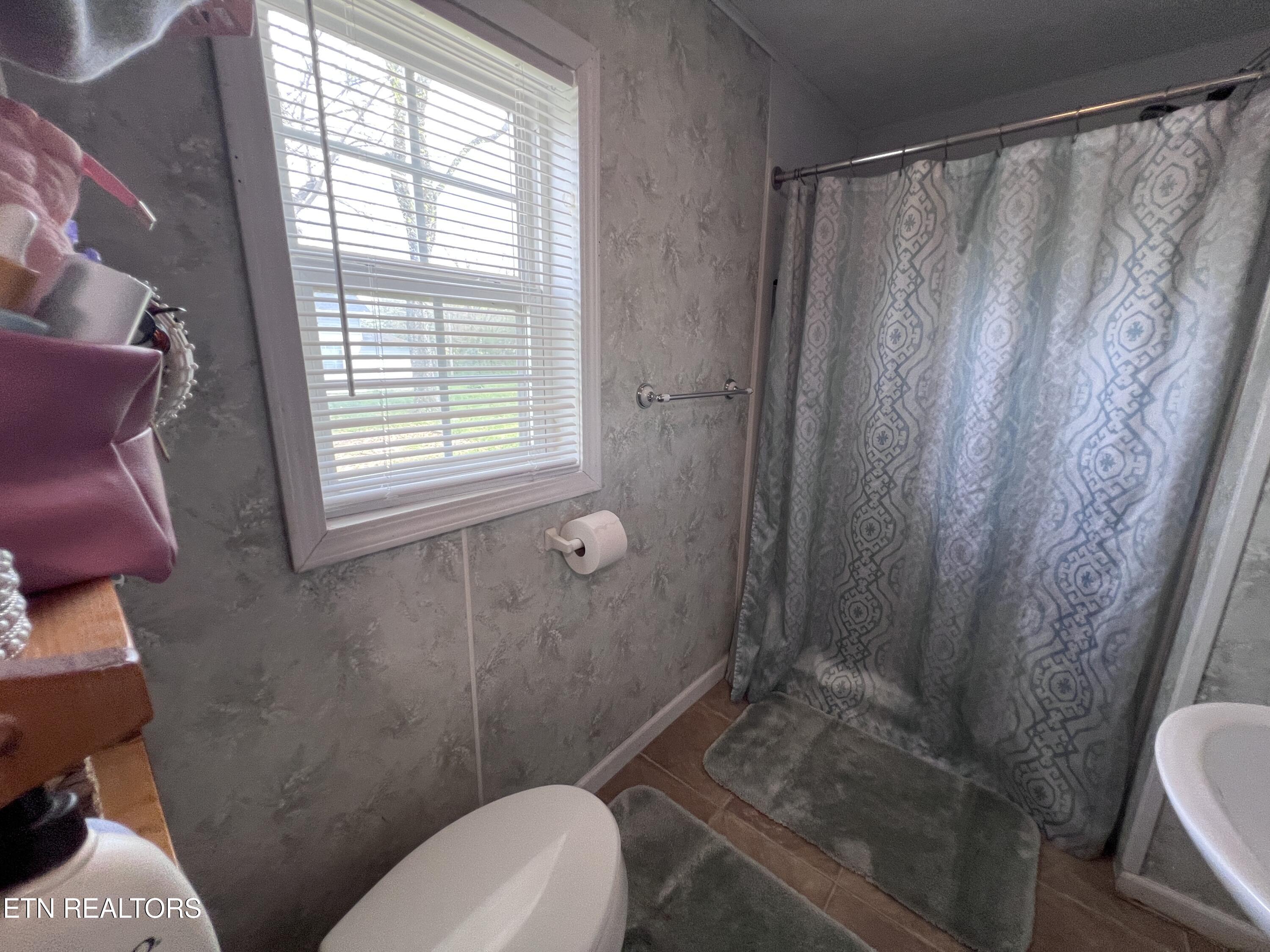 280 Harding Road Harriman, TN 37748 - Photo 27 of 46 IMG_7307