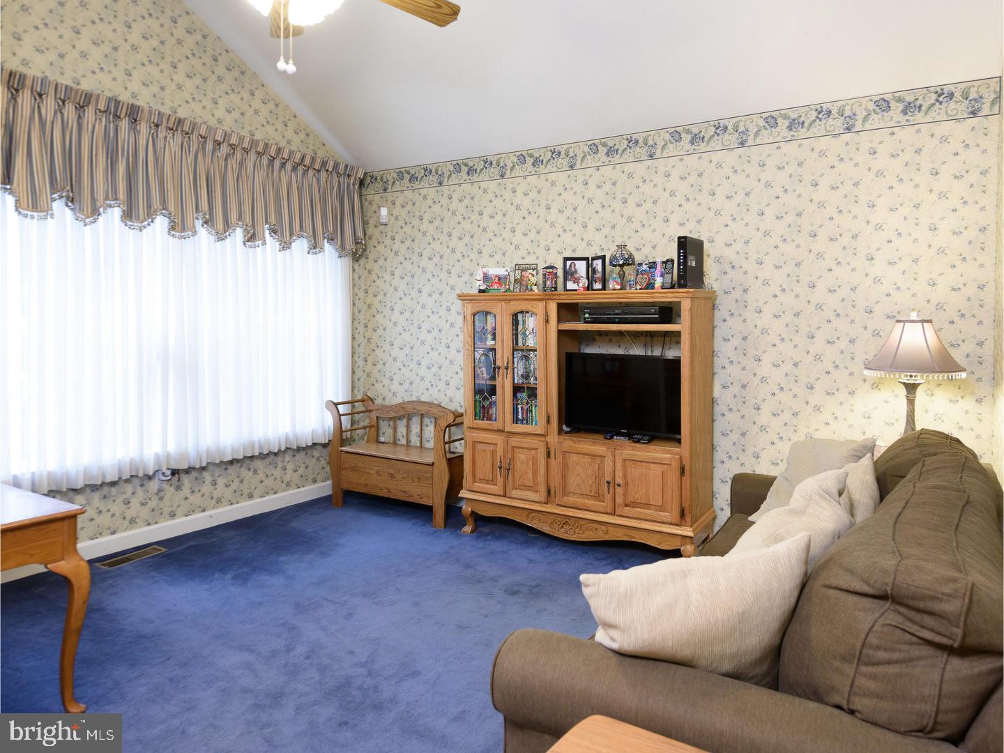 1007 Welsh Road Philadelphia, PA 19115 - Photo 4 of 25 Office / Study