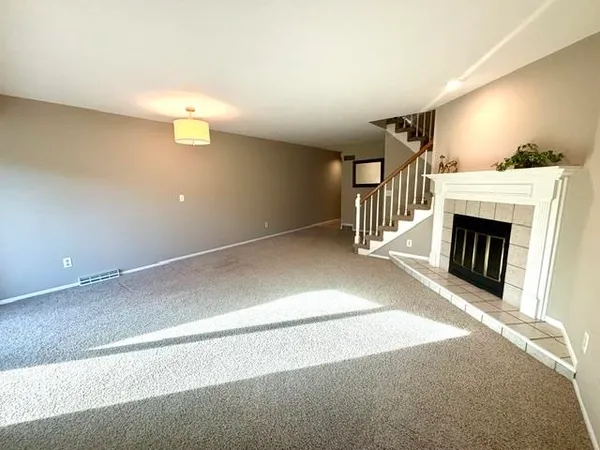 $249,000 | 120 Glenview Court, Janesville, WI 53548