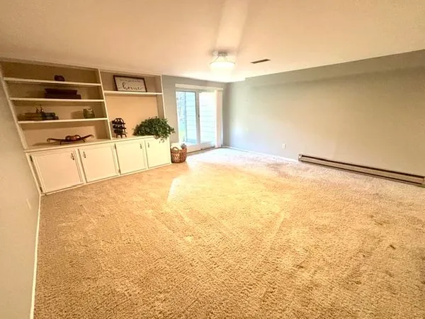 $249,000 | 120 Glenview Court, Janesville, WI 53548