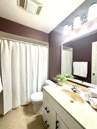$249,000 | 120 Glenview Court, Janesville, WI 53548