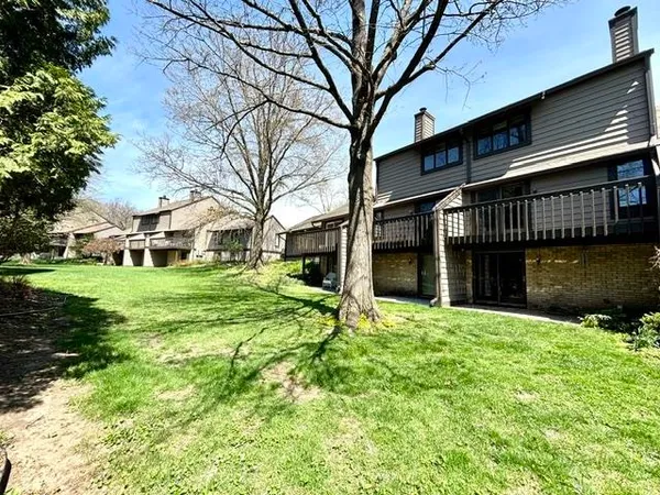 $249,000 | 120 Glenview Court, Janesville, WI 53548