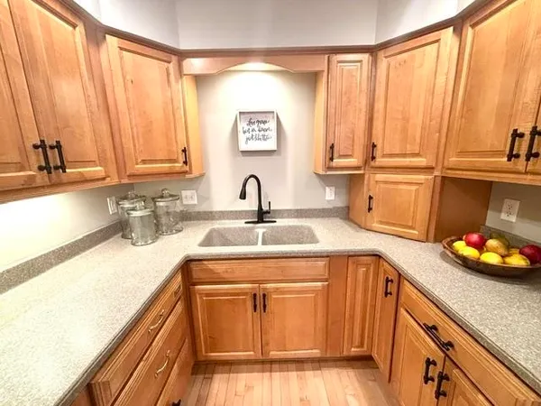 $249,000 | 120 Glenview Court, Janesville, WI 53548