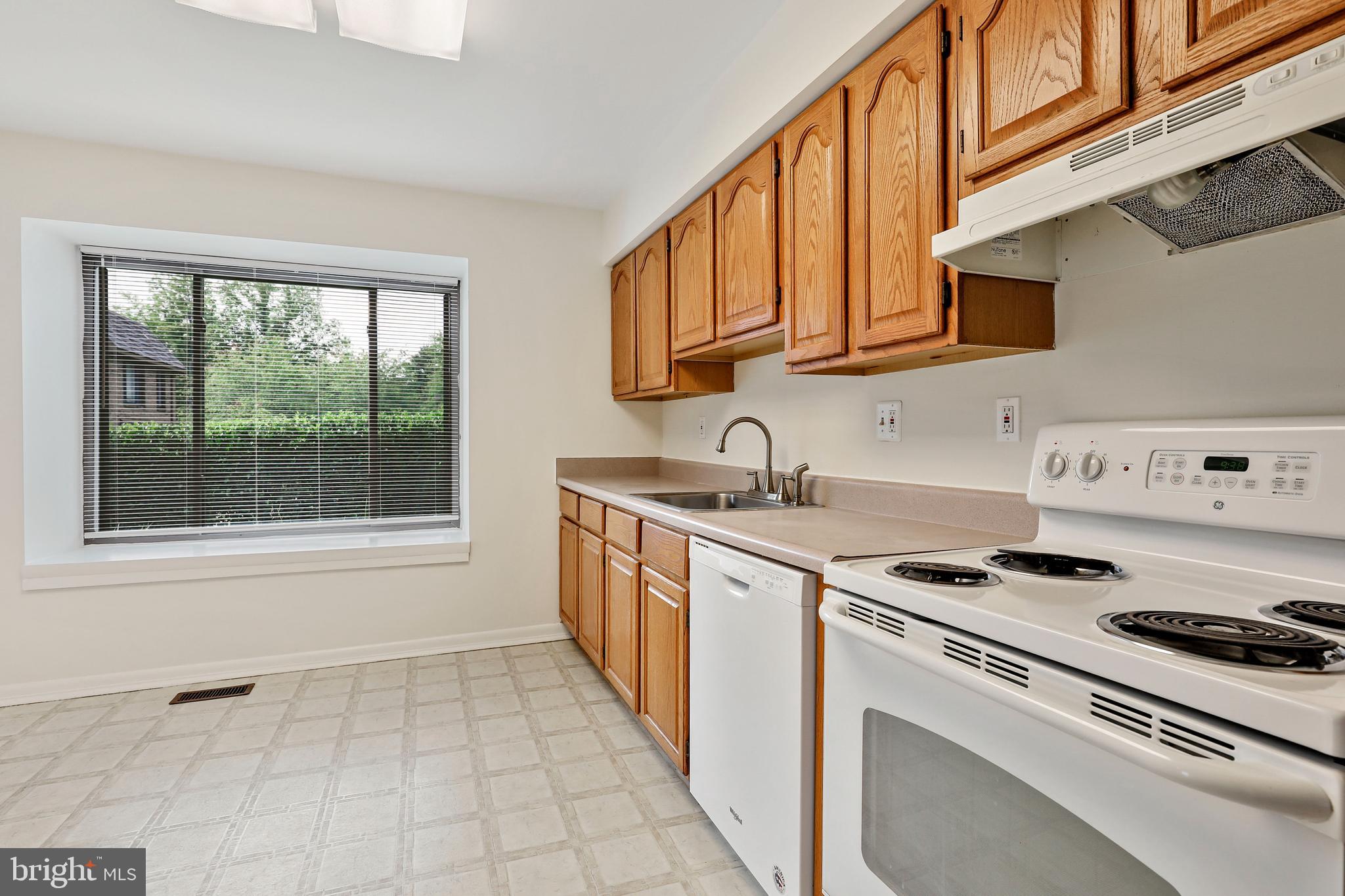 5338 Eliots Oak Road Columbia, MD 21044 - Photo 16 of 46 Gallery Image 16