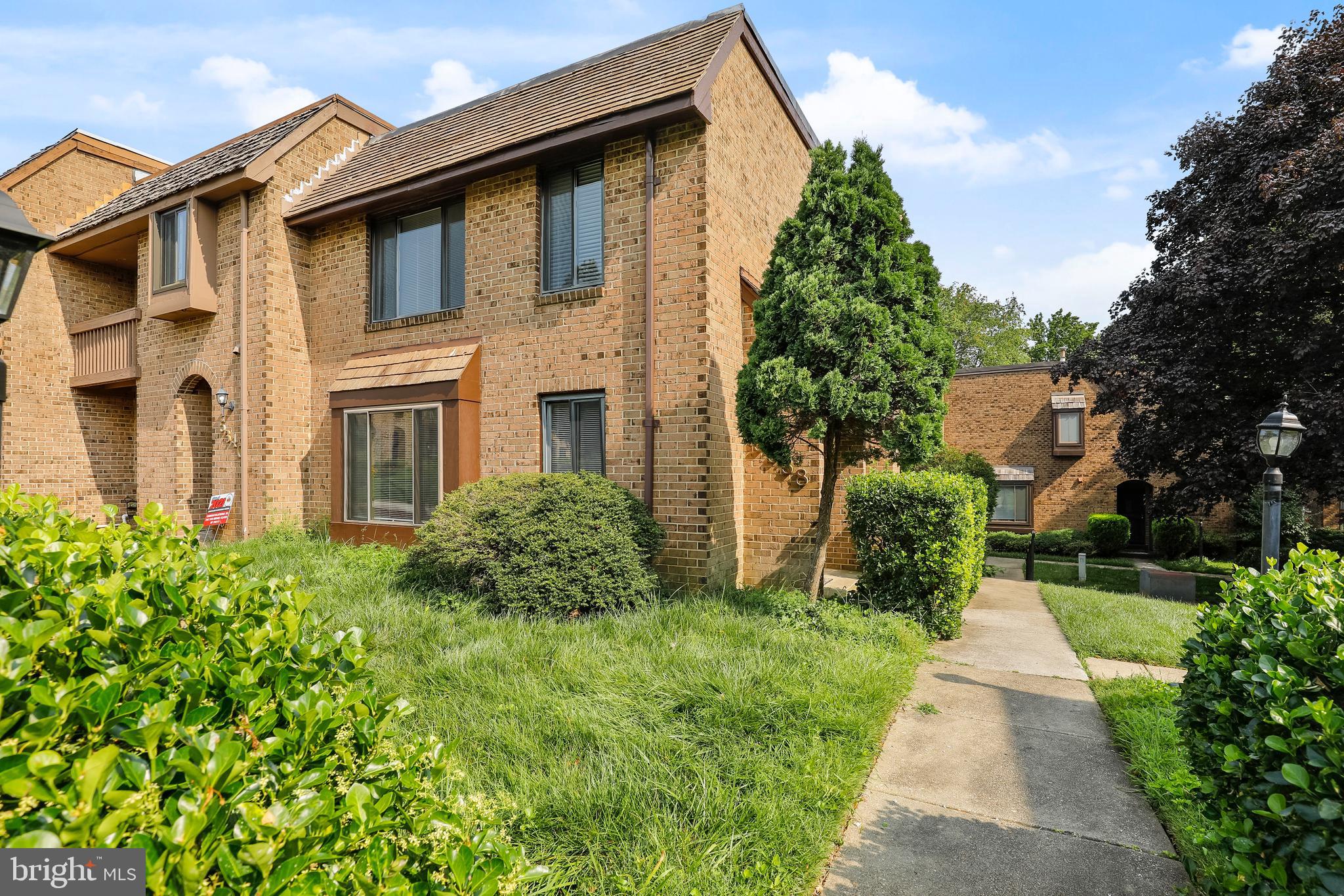 5338 Eliots Oak Road Columbia, MD 21044 - Photo 3 of 46 Gallery Image 3