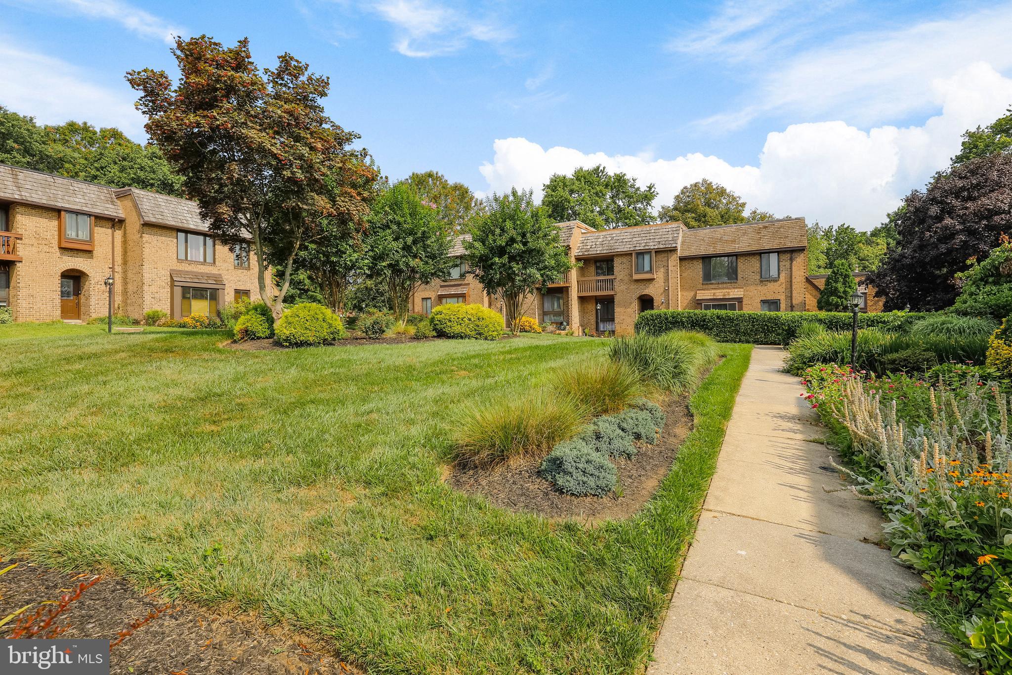 5338 Eliots Oak Road Columbia, MD 21044 - Photo 6 of 46 Gallery Image 6
