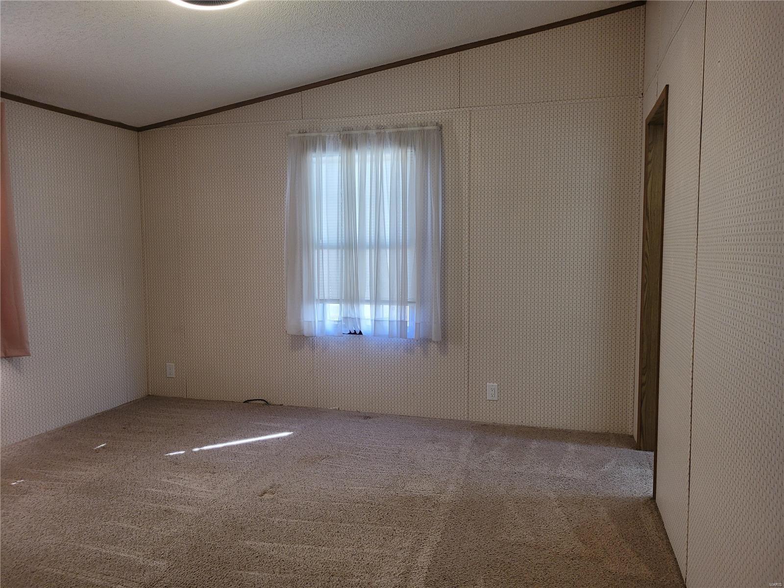 8603 State Rd Y Dittmer, MO 63023 - Photo 12 of 20