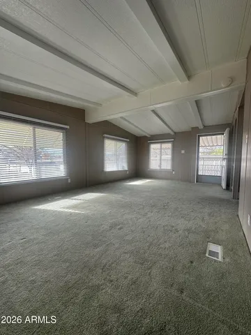 a view of empty room with window