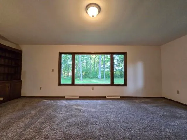 $379,900 | 925 East Ridlington Avenue, Shawano, WI 54166