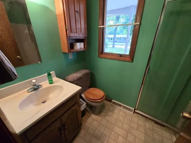 $379,900 | 925 East Ridlington Avenue, Shawano, WI 54166