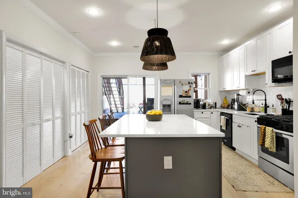 $5,499 | 407 O Street Northwest, Washington, DC 20001