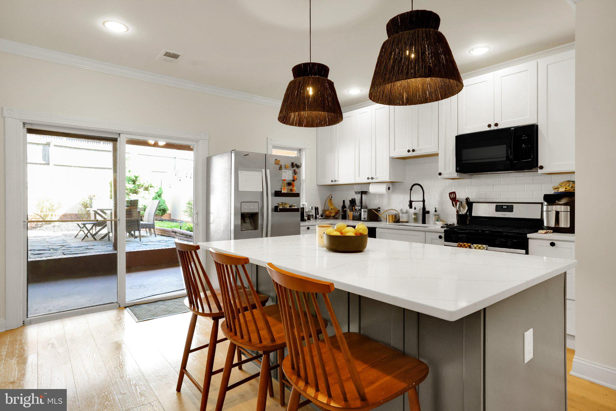 407 O Street Northwest Washington, DC 20001 - Photo 14 of 47 Bright and inviting modern kitchen.